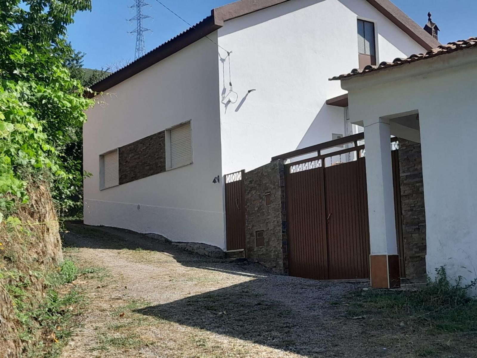 Adcasinha Em Arganil Holiday home Adcasal